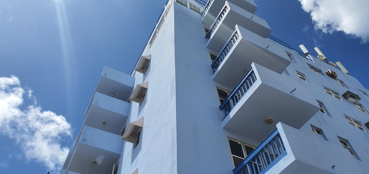 Hastings Towers 4D - Studio Apt Opp Beach Bridgetown Extérieur photo