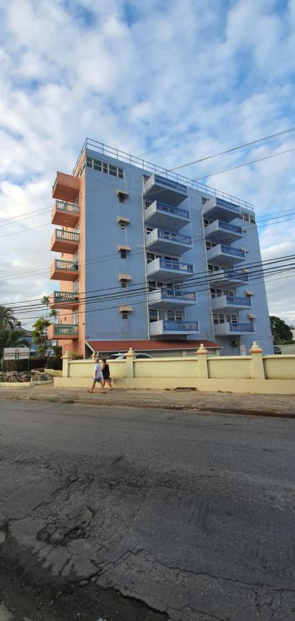 Hastings Towers 4D - Studio Apt Opp Beach Bridgetown Extérieur photo