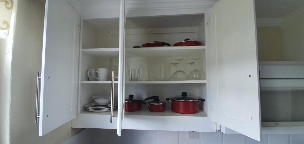 Hastings Towers 4D - Studio Apt Opp Beach Bridgetown Extérieur photo